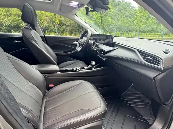 Buick Verano 2023, фото 4
