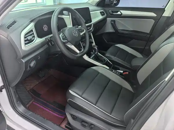Volkswagen T-ROC 2023, фото 7