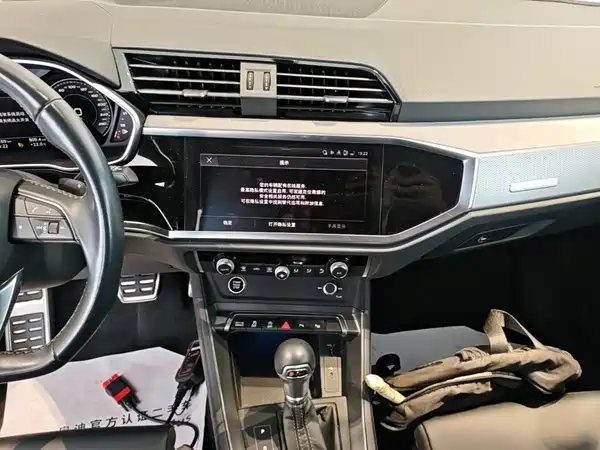 Audi Q3 2024, фото 12