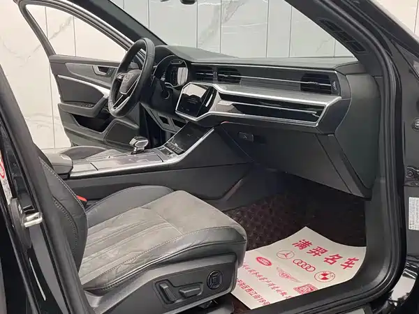 Audi A6L 2022, фото 16