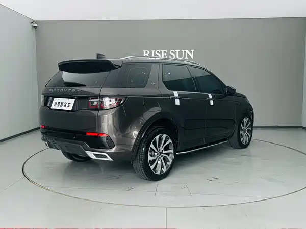 Land Rover Discovery Sport 2023, фото 13