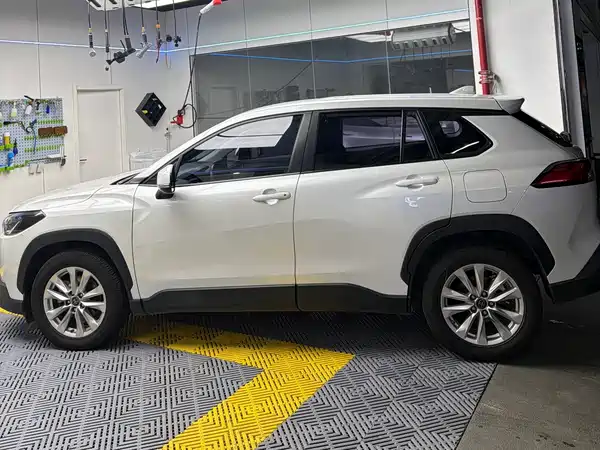 Toyota Corolla Cross 2022, фото 3