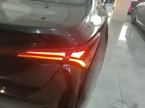 Toyota Avalon 2022, фото 23
