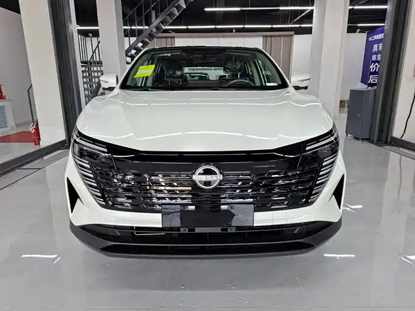 Nissan Qashqai 2025, фото 2