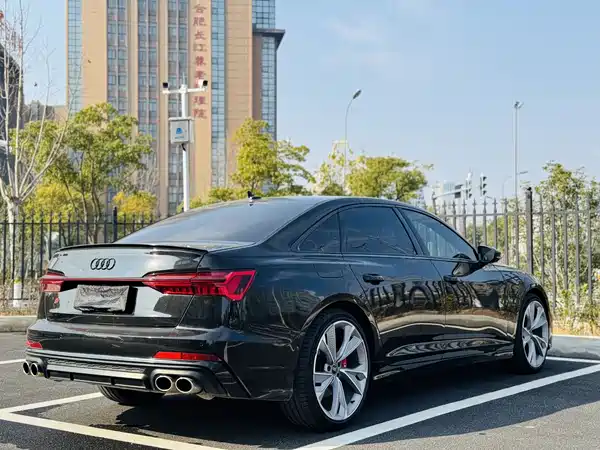 Audi A6L 2023, фото 7
