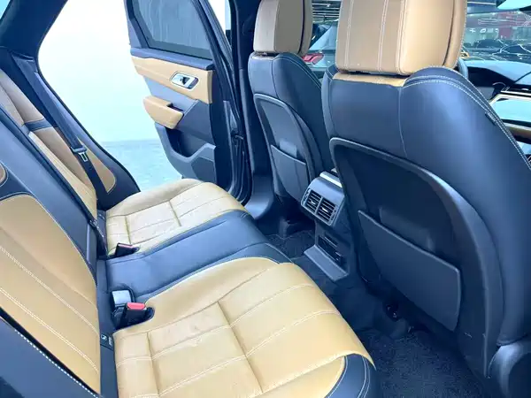 Land Rover Range Rover Velar 2022, фото 9