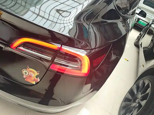 Tesla Model 3 2022, фото 7