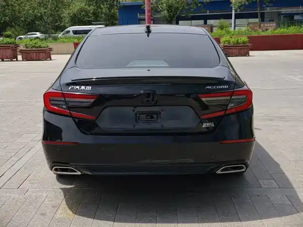 Honda Accord 2022, фото 8