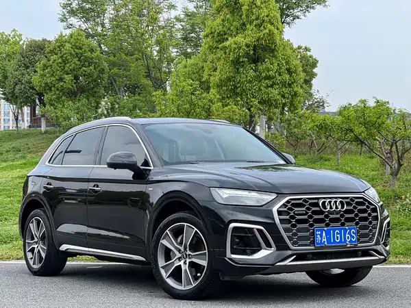 Audi Q5L 2022, фото 3