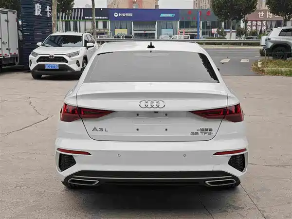 Audi A3 2024, фото 5