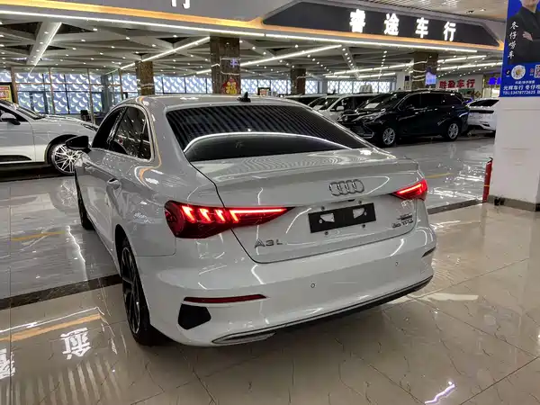 Audi A3 2022, фото 6