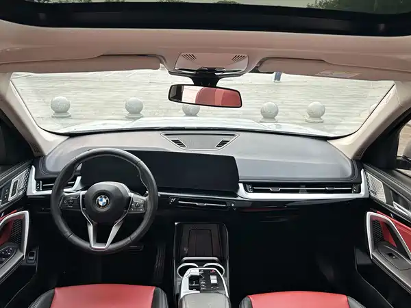 BMW X1 2024, фото 4