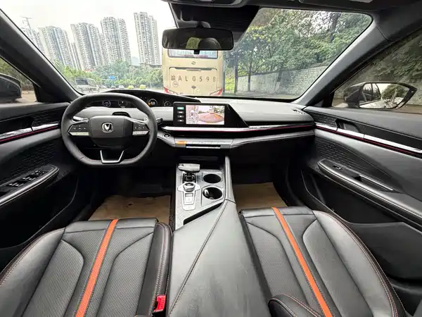 Changan UNI-V 2024, фото 9
