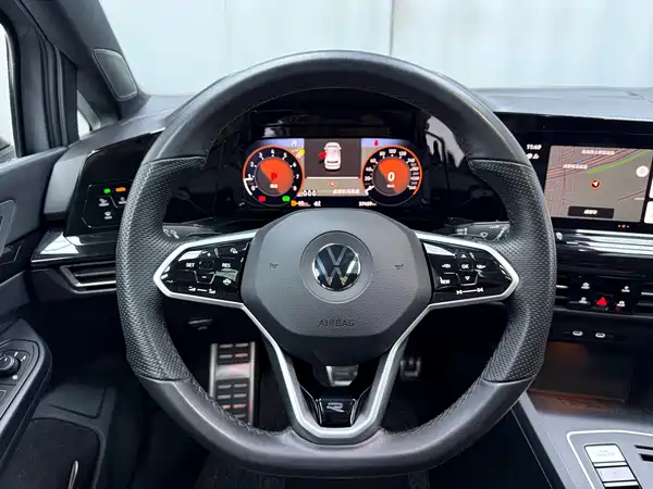 Volkswagen Golf 2023, фото 9