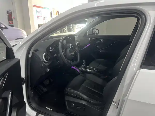 Audi Q2L 2022, фото 7