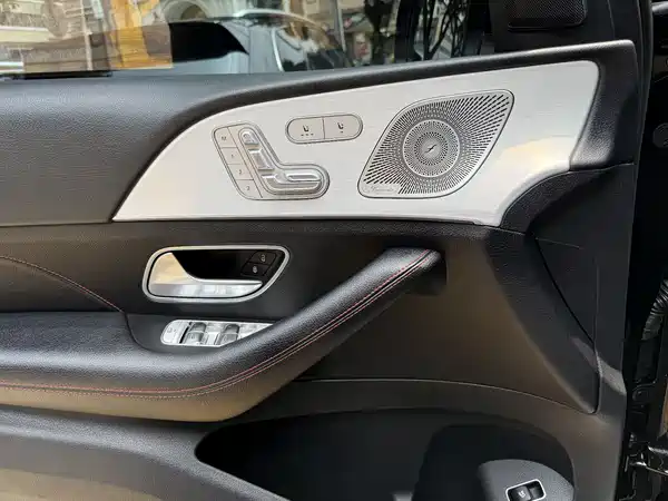 Mercedes-Benz GLE AMG 2023, фото 13