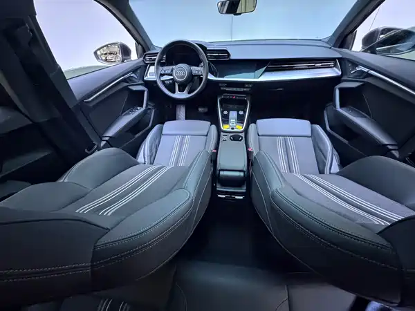 Audi A3 2023, фото 23