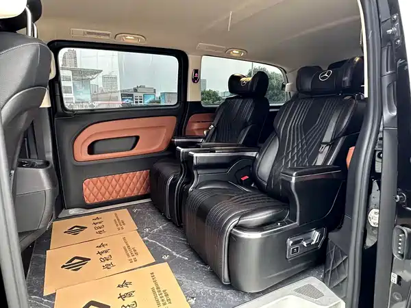 Mercedes-Benz Vito 2023, фото 9