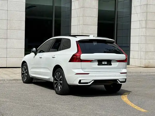 Volvo XC60 2023, фото 19