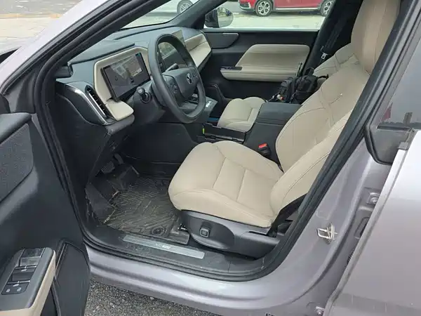 Volvo XC70 PHEV 2025, фото 14