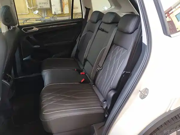 Volkswagen Tiguan L PHEV 2022, фото 17