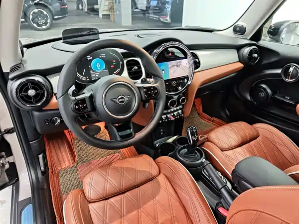 MINI 2023, фото 12