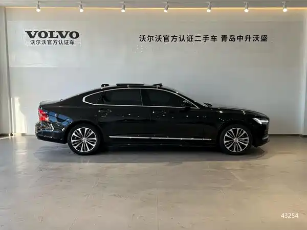 Volvo S90 2025, фото 3