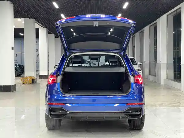 Audi Q3 2022, фото 16
