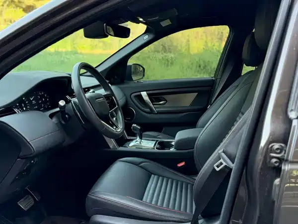 Land Rover Discovery Sport 2022, фото 4