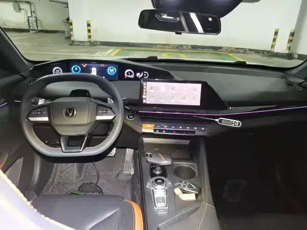 Changan UNI-V 2022, фото 9