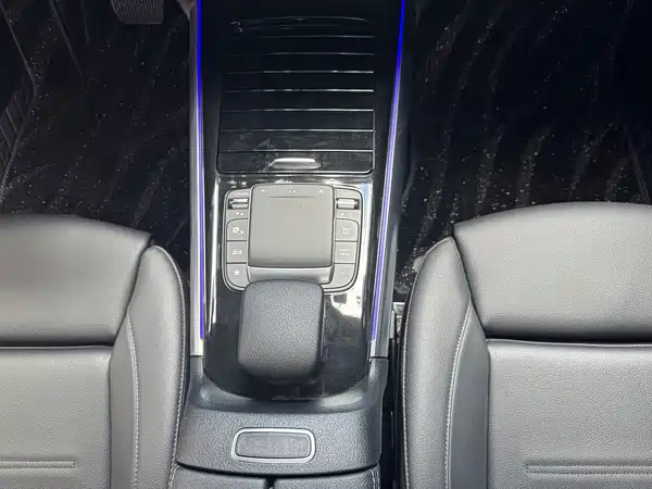 Mercedes-Benz GLA 2022, фото 11