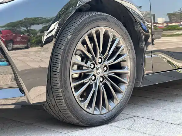 Toyota Avalon 2022, фото 5