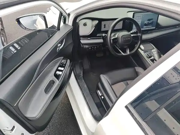 AION S Plus 2023, фото 15