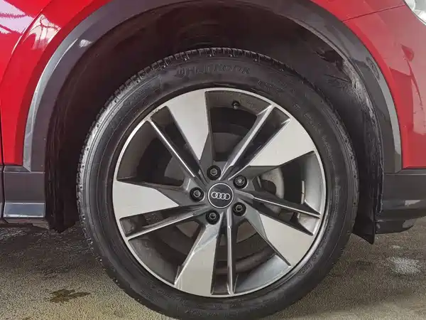 Audi Q2L 2022, фото 10