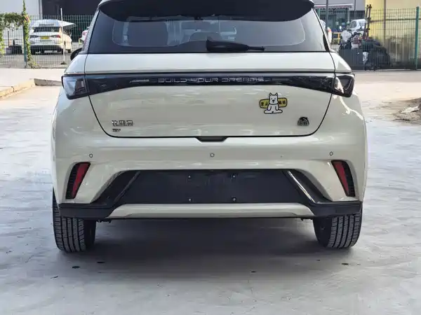 BYD Dolphin 2023, фото 10