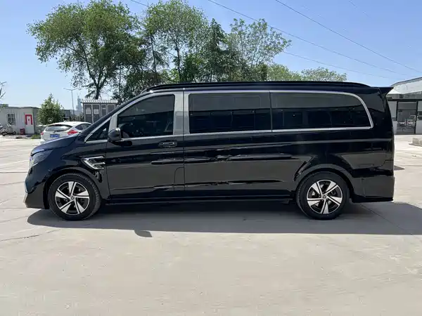 Mercedes-Benz Vito 2024, фото 7