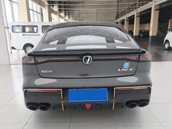 Changan UNI-V 2023, фото 8