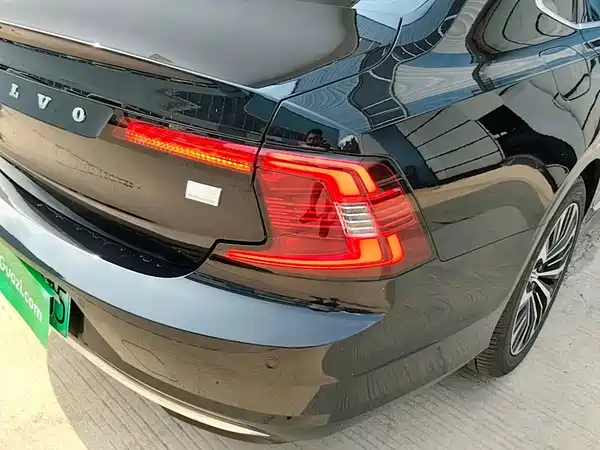 Volvo S90 PHEV 2024, фото 23