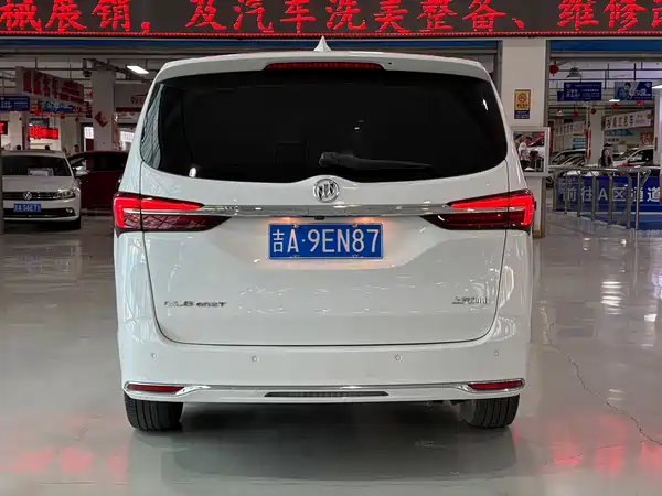 Buick GL8 2022, фото 8