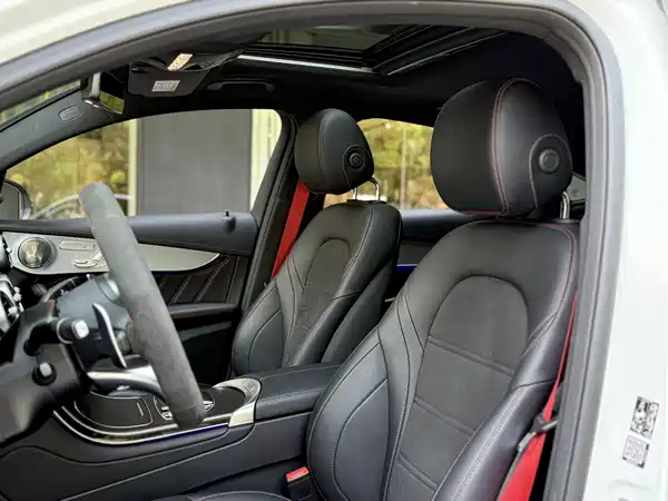 Mercedes-Benz GLC Coupe AMG 2022, фото 10