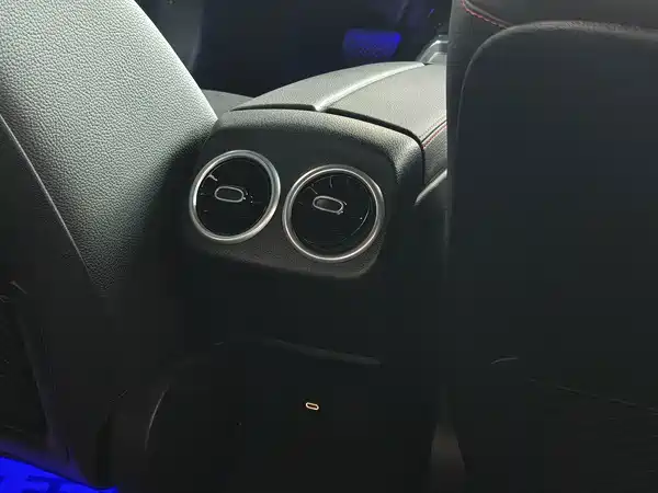 Mercedes-Benz A-Class 2025, фото 14
