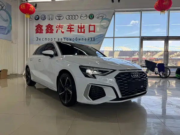 Audi A3 2022, фото 3