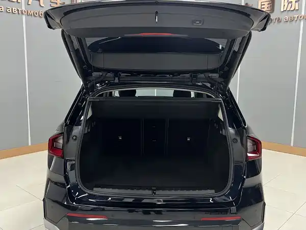 BMW X1 2023, фото 13
