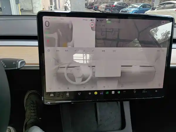 Tesla Model 3 2022, фото 12