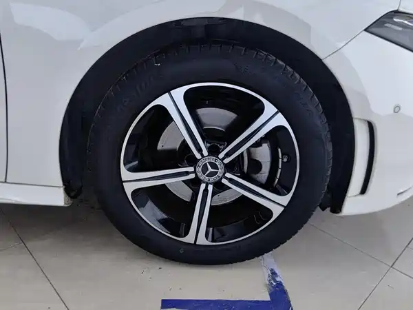 Mercedes-Benz A-Class 2022, фото 6