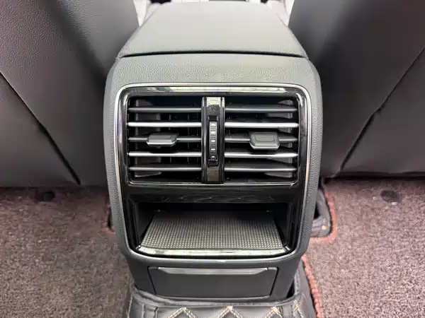 Volkswagen Magotan 2020, фото 13