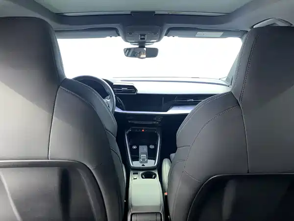Audi A3 2023, фото 22