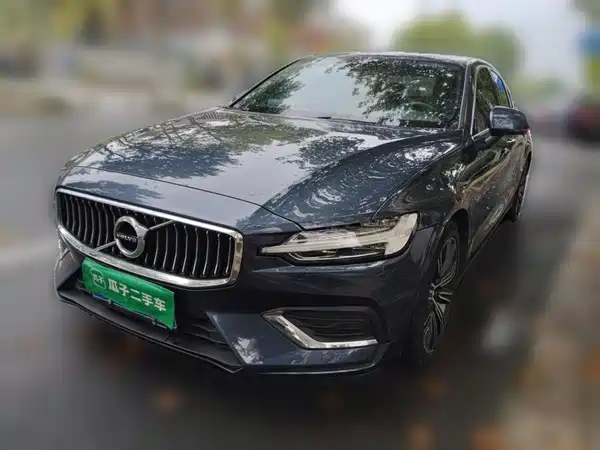 Volvo S60 2022