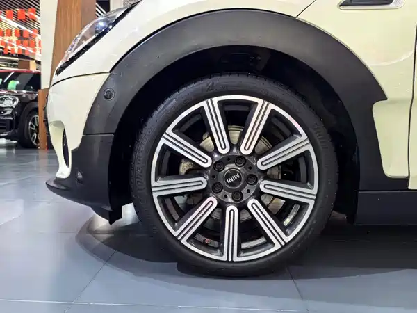MINI CLUBMAN 2022, фото 21