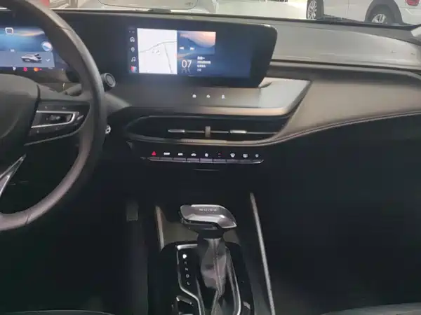 Buick Verano 2023, фото 13